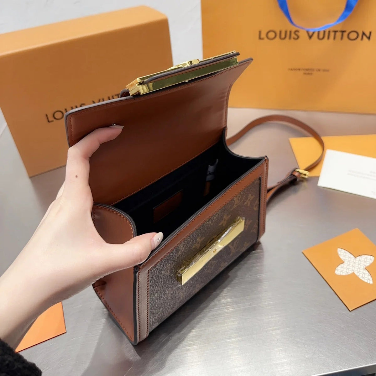 New Classic Leather Handbag Messenger Bag