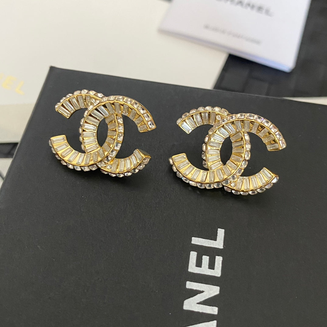 Fashion Kristall Logo Ohrstecker