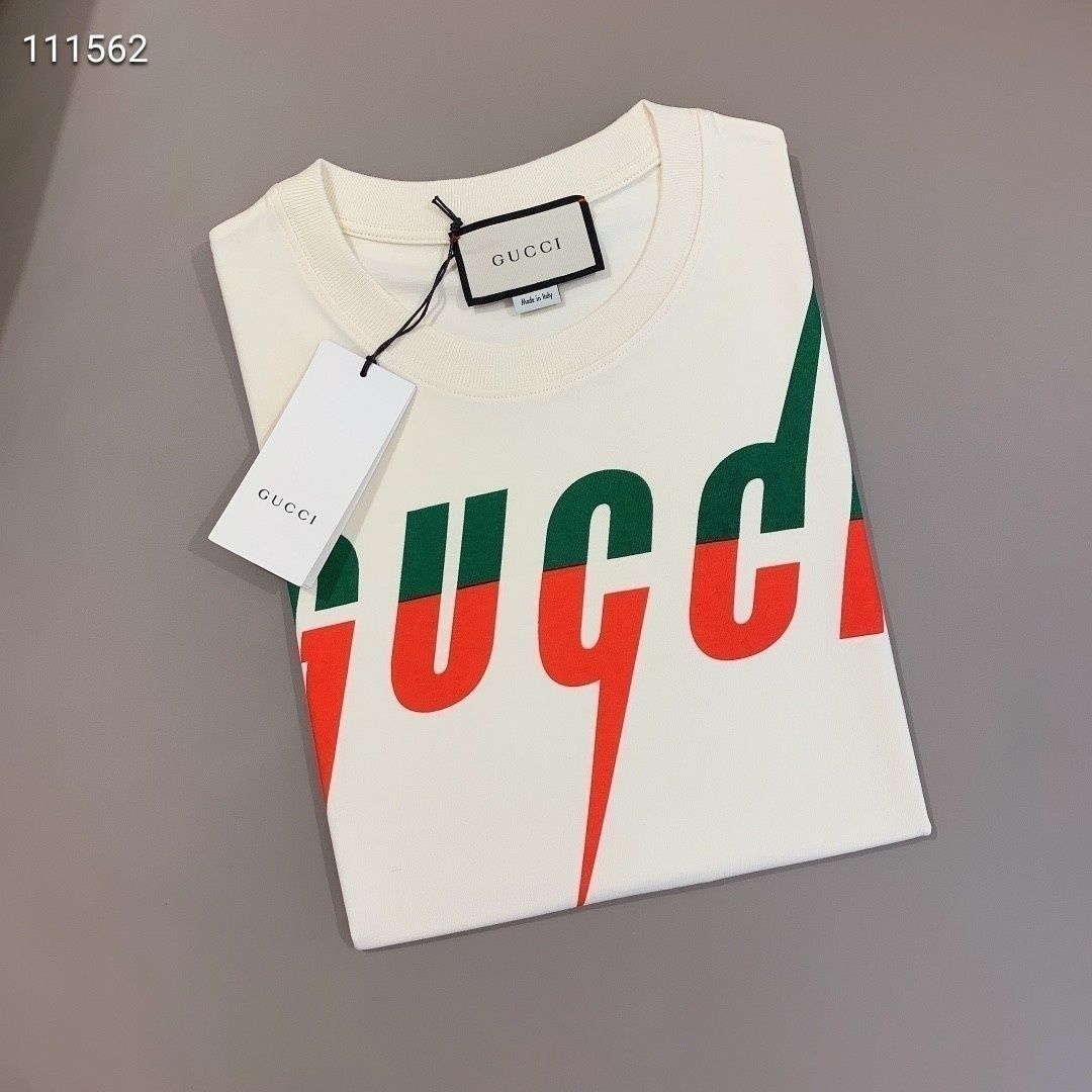Unisex-T-Shirt aus Baumwolle mit Klingenschnitt