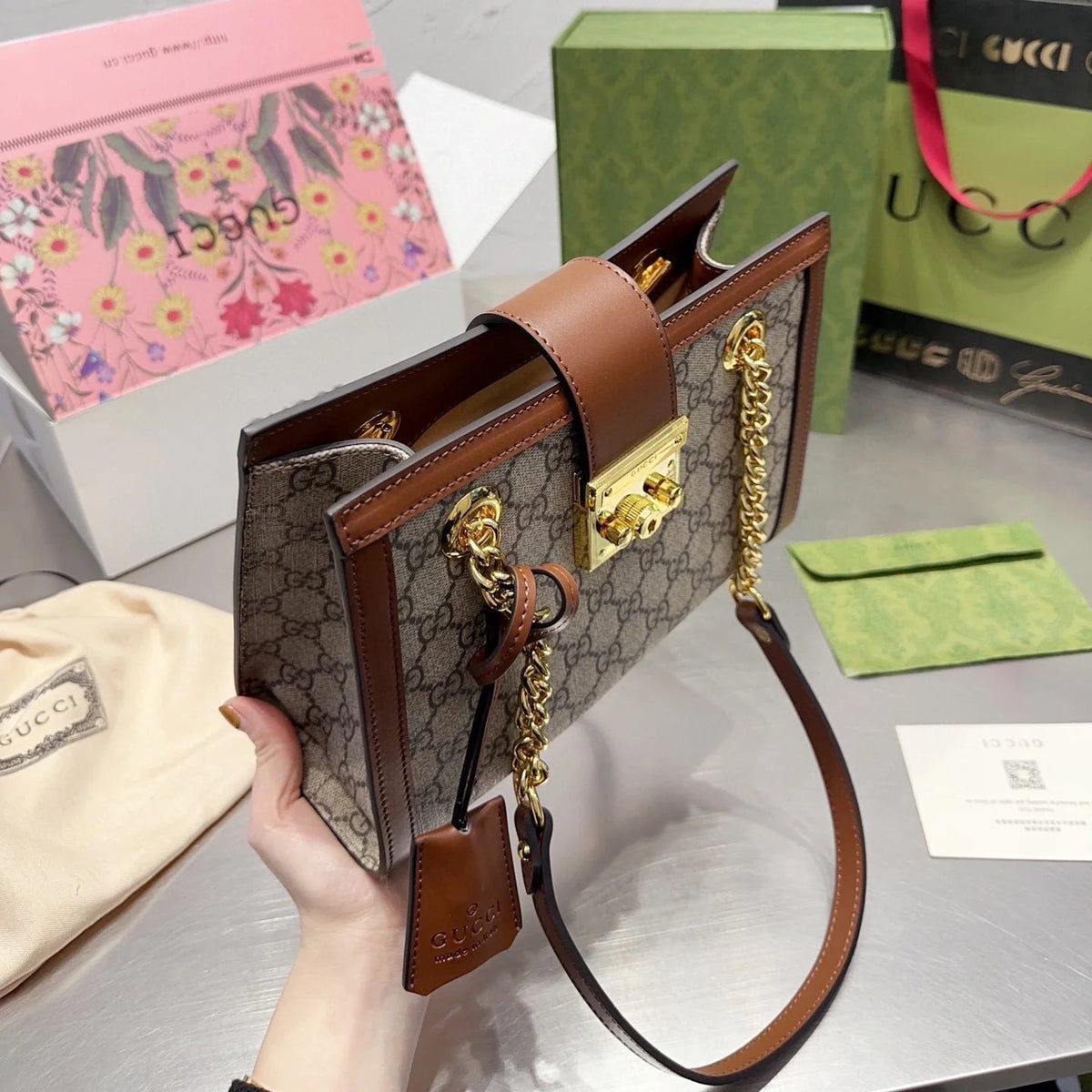 Padlock Small G Shoulder Bag