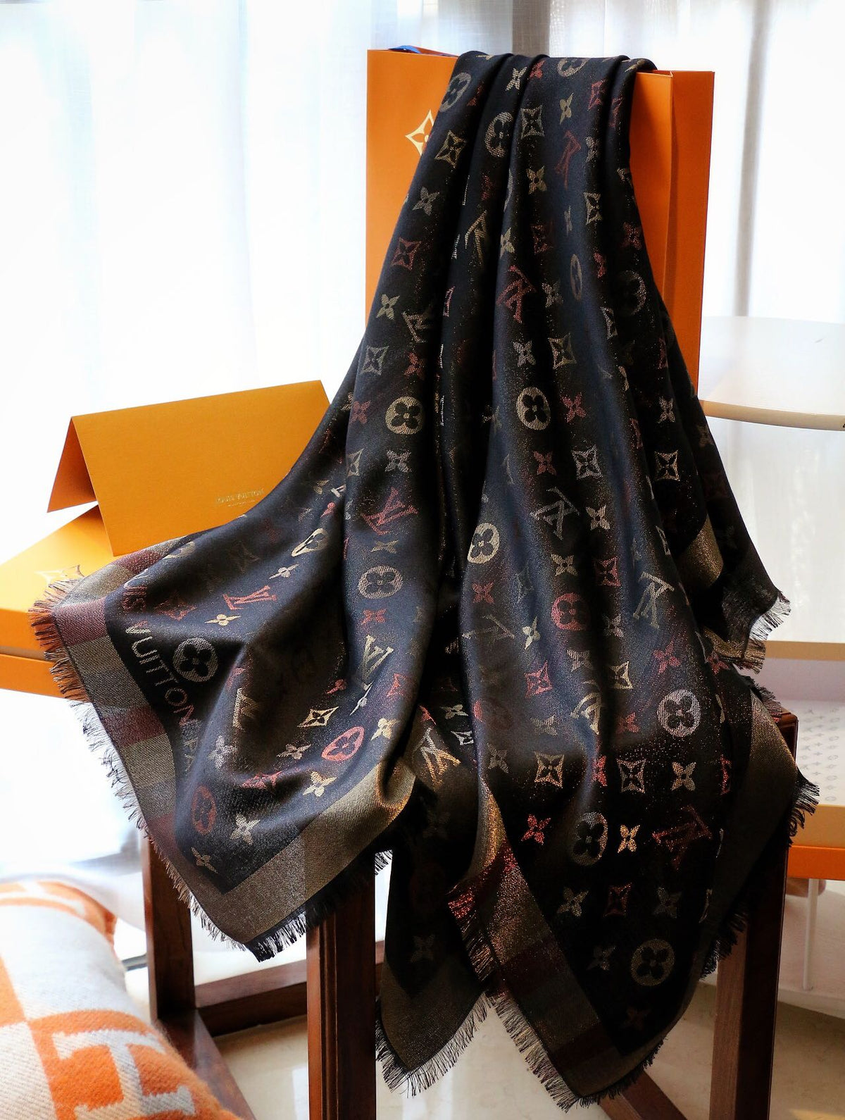 Shine Monogram Kaschmirschal