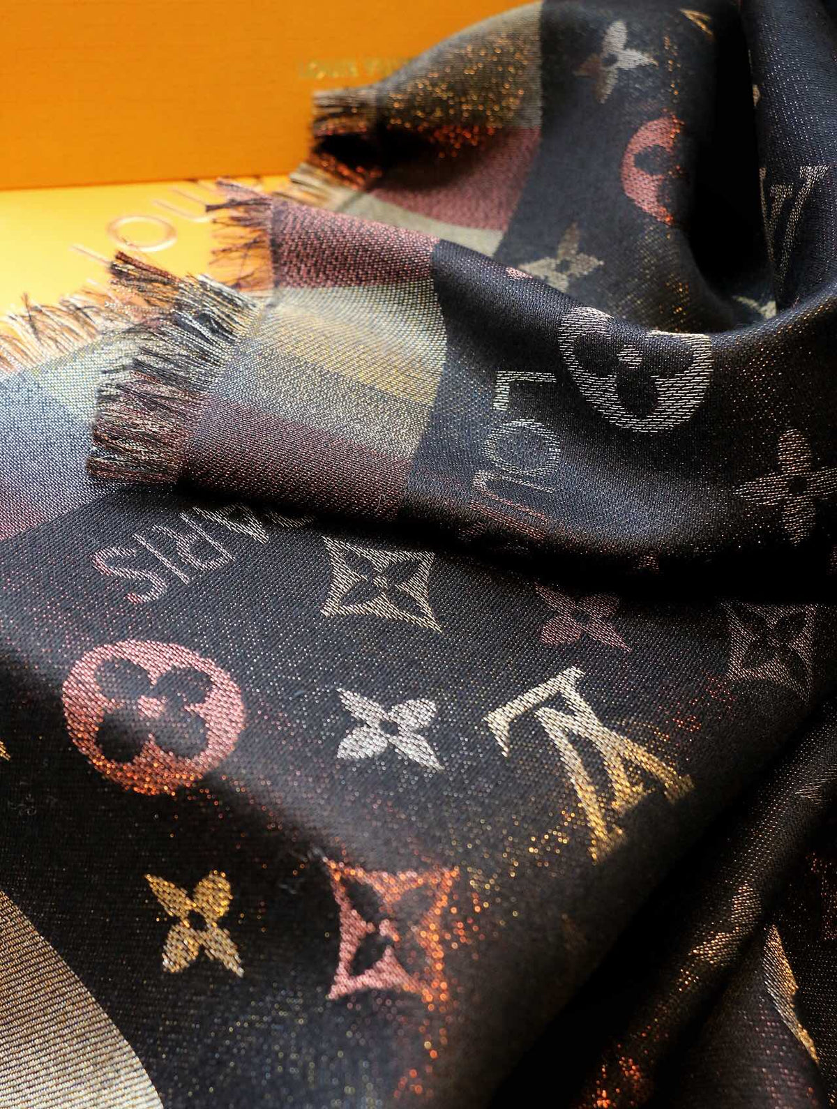 Shine Monogram Kaschmirschal