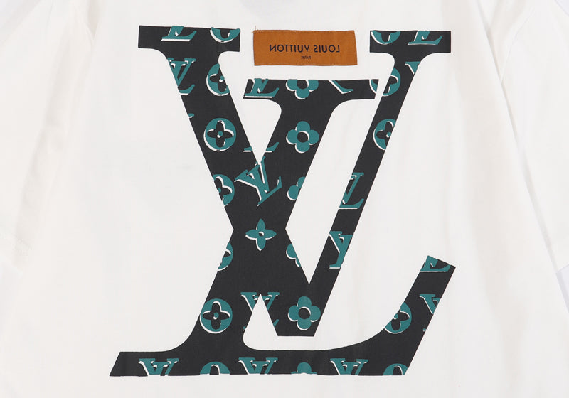 T-Shirt mit großem Aufdruck