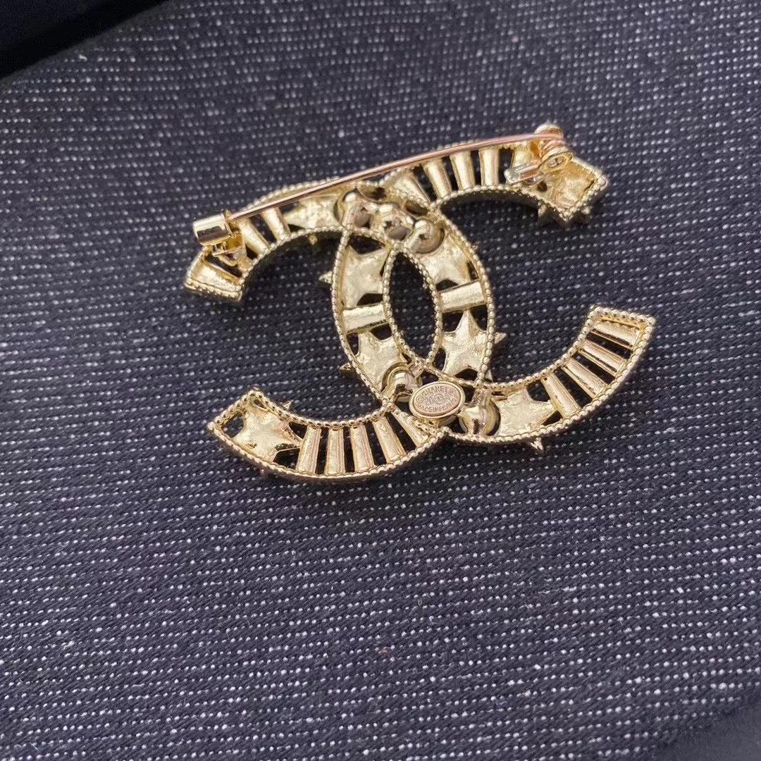 Brosche „Sternperle Diamant“