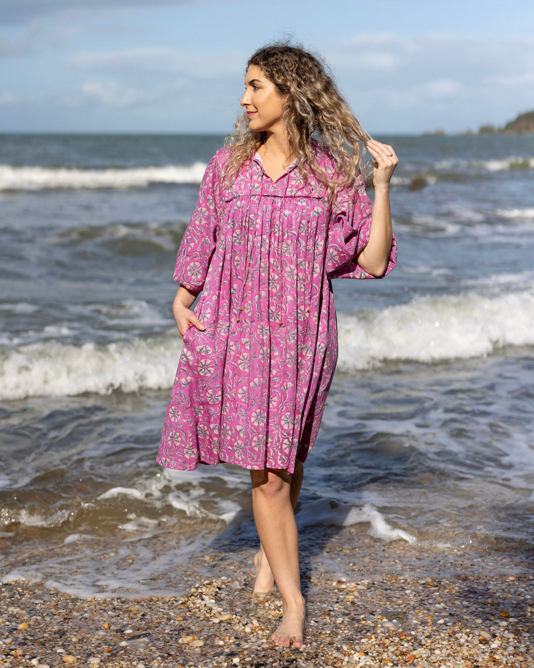 Sama kurzes Kleid in Daisy