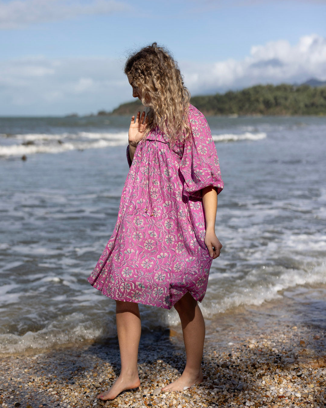Sama kurzes Kleid in Daisy