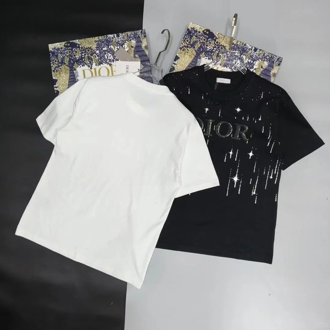 Besticktes Baumwoll-T-Shirt mit Rundhalsausschnitt und kurzen Ärmeln