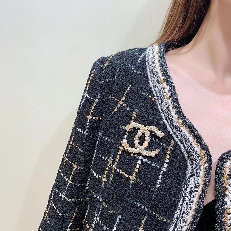 Classic Pearl Camellia Brooch
