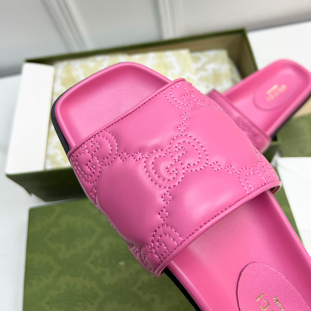 Trendy Embossed Flat Slippers