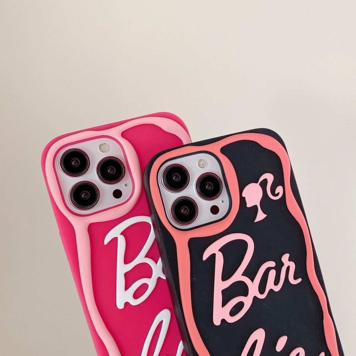 Silikonhülle mit rosa Cartoon-Buchstaben