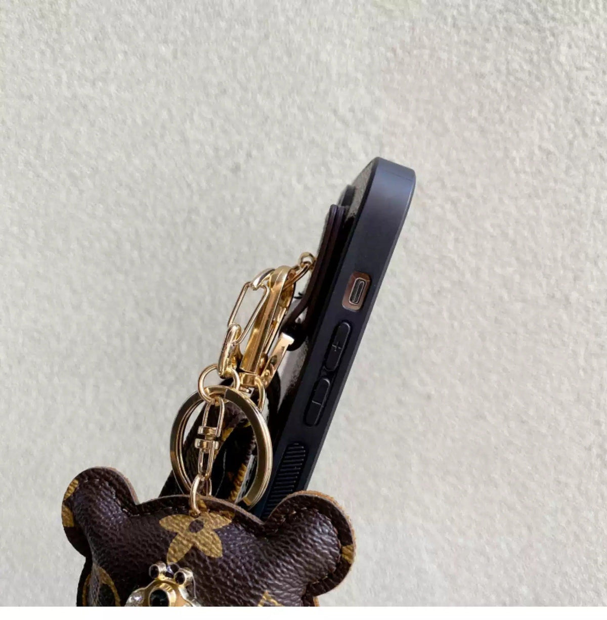Luxurious Leather Bear Wristband Case