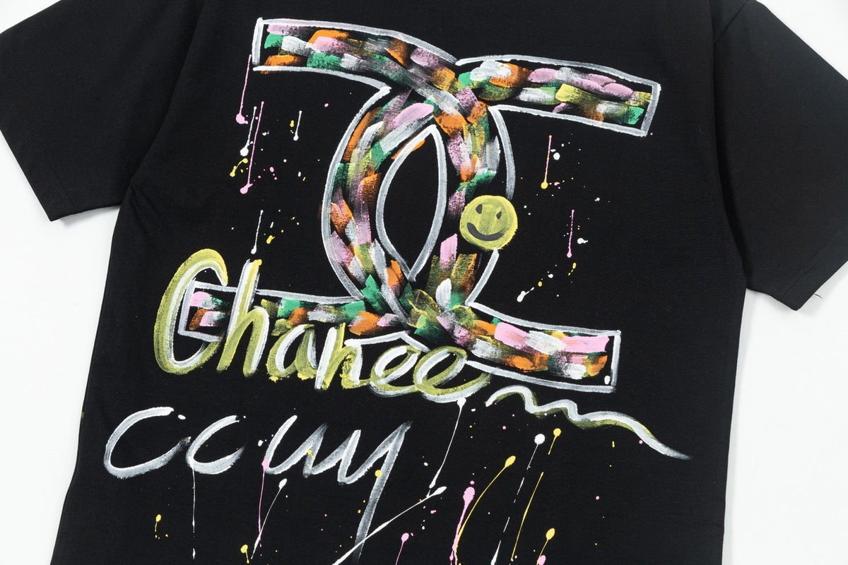Buntes handgemachtes Graffiti-T-Shirt