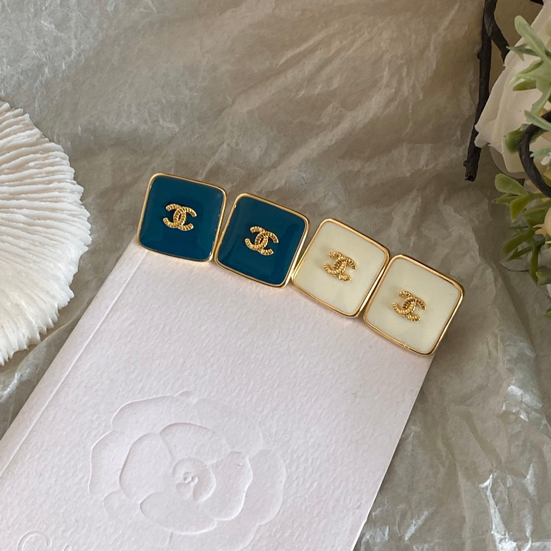 Elegante quadratische Ohrstecker