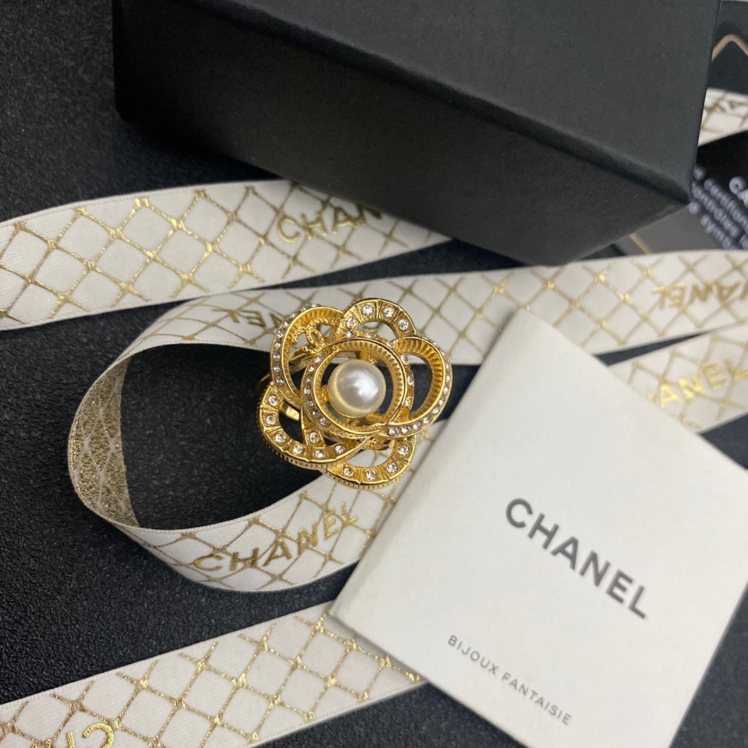 Kamelien-Serie Ring
