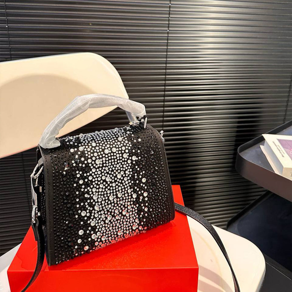 Handtasche mit quadratischem Glanzdiamant-Logo