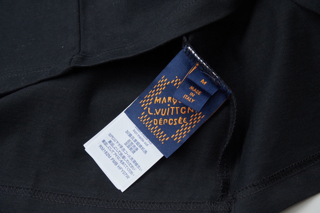 T-Shirt mit einfachem Buchstaben-Print