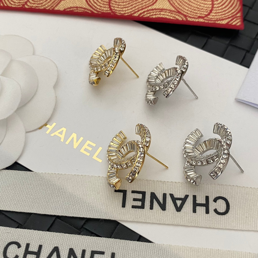Fashion Kristall Logo Ohrstecker