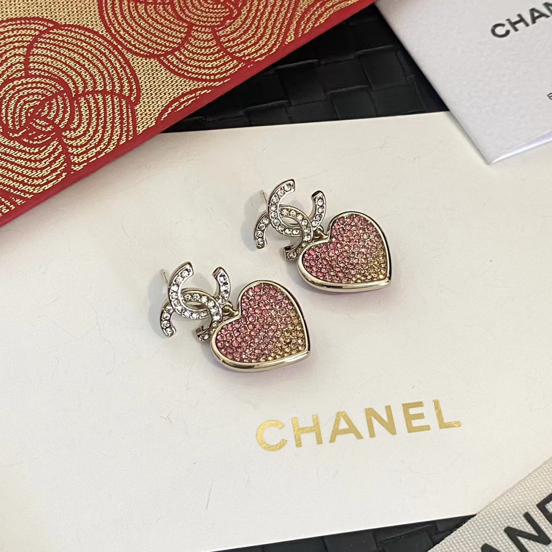 Elegante Diamant-Herz-Ohrringe