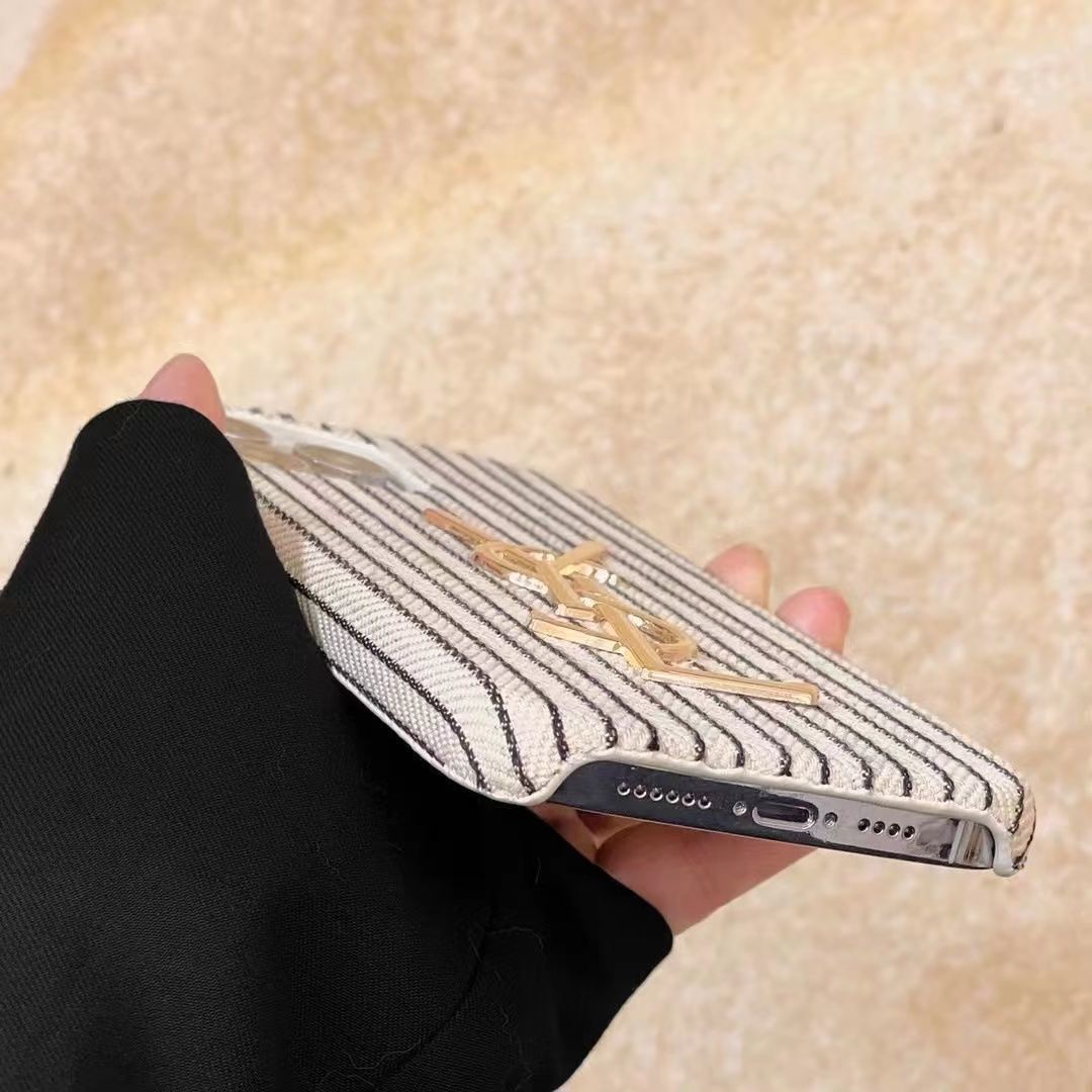 Etui aus Krokodilleder