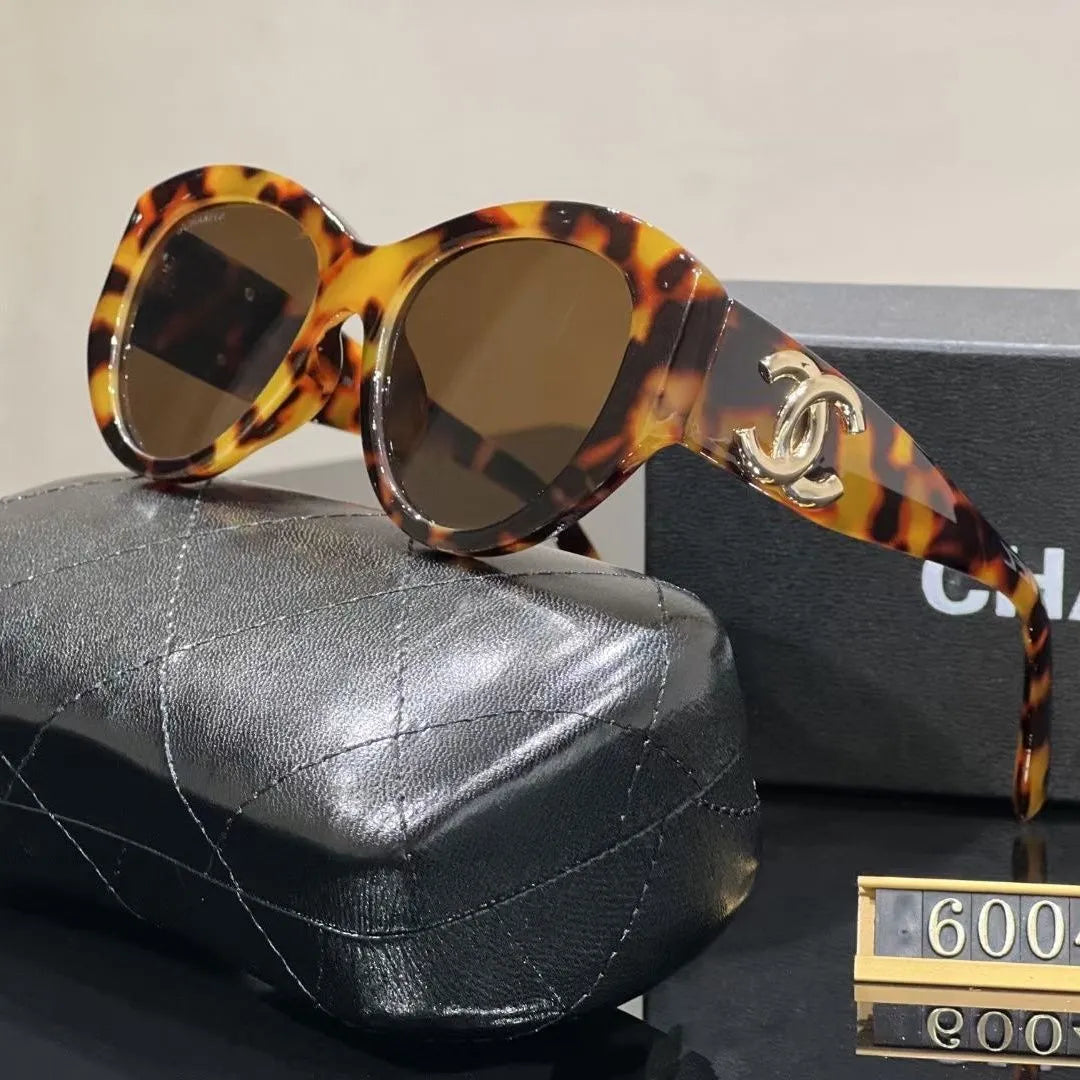 Klassische Damen-Sonnenbrille mit UV-Schutz