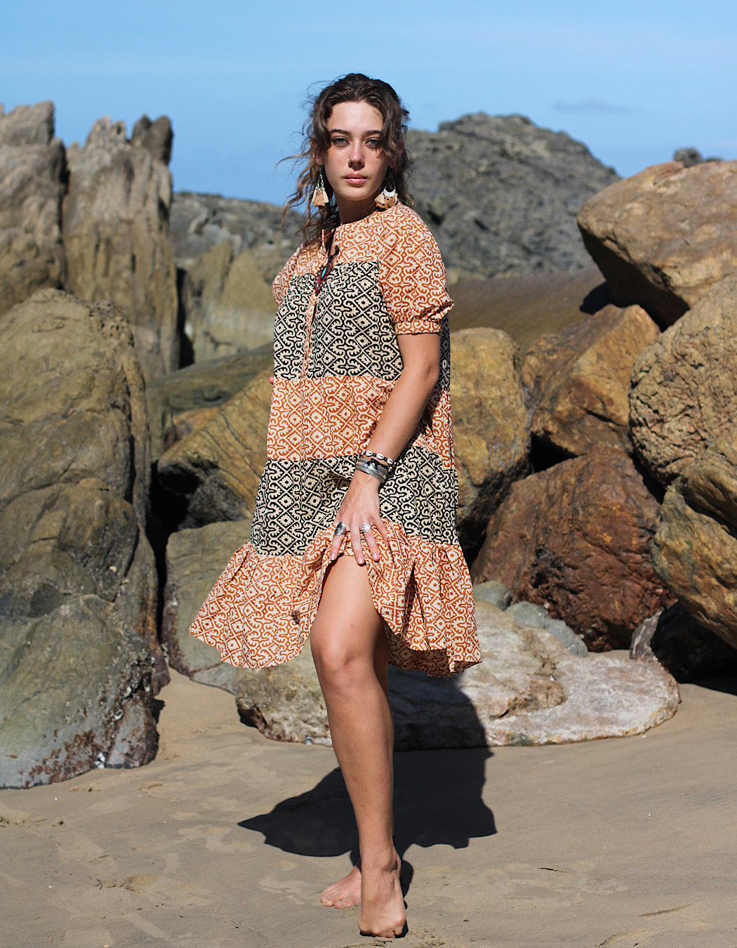 Piya kurzes Kleid in Taal