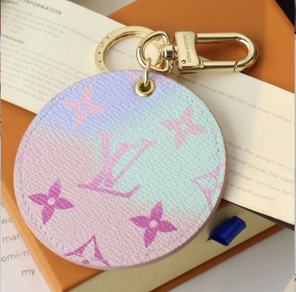 Schlüsselanhänger mit Monogramm in Lila-Farbverlauf