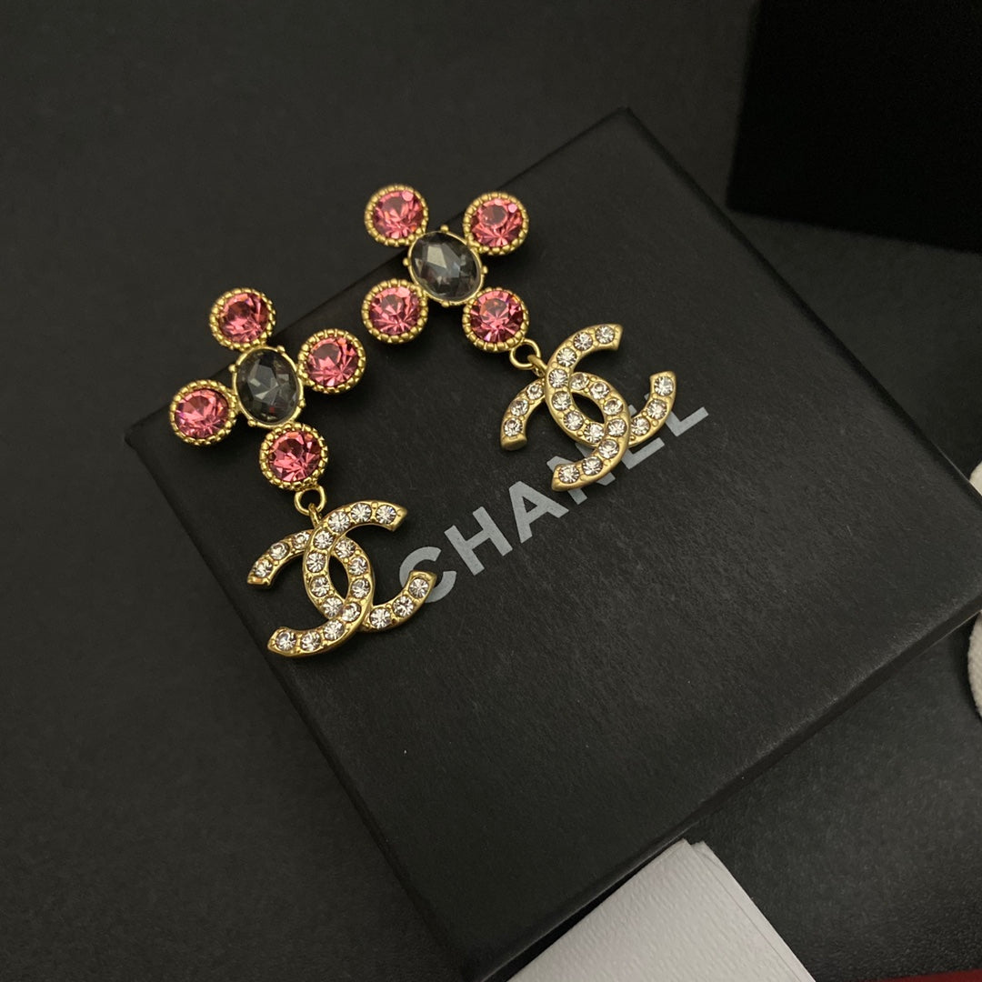 Elegante Diamant-Blumenohrringe