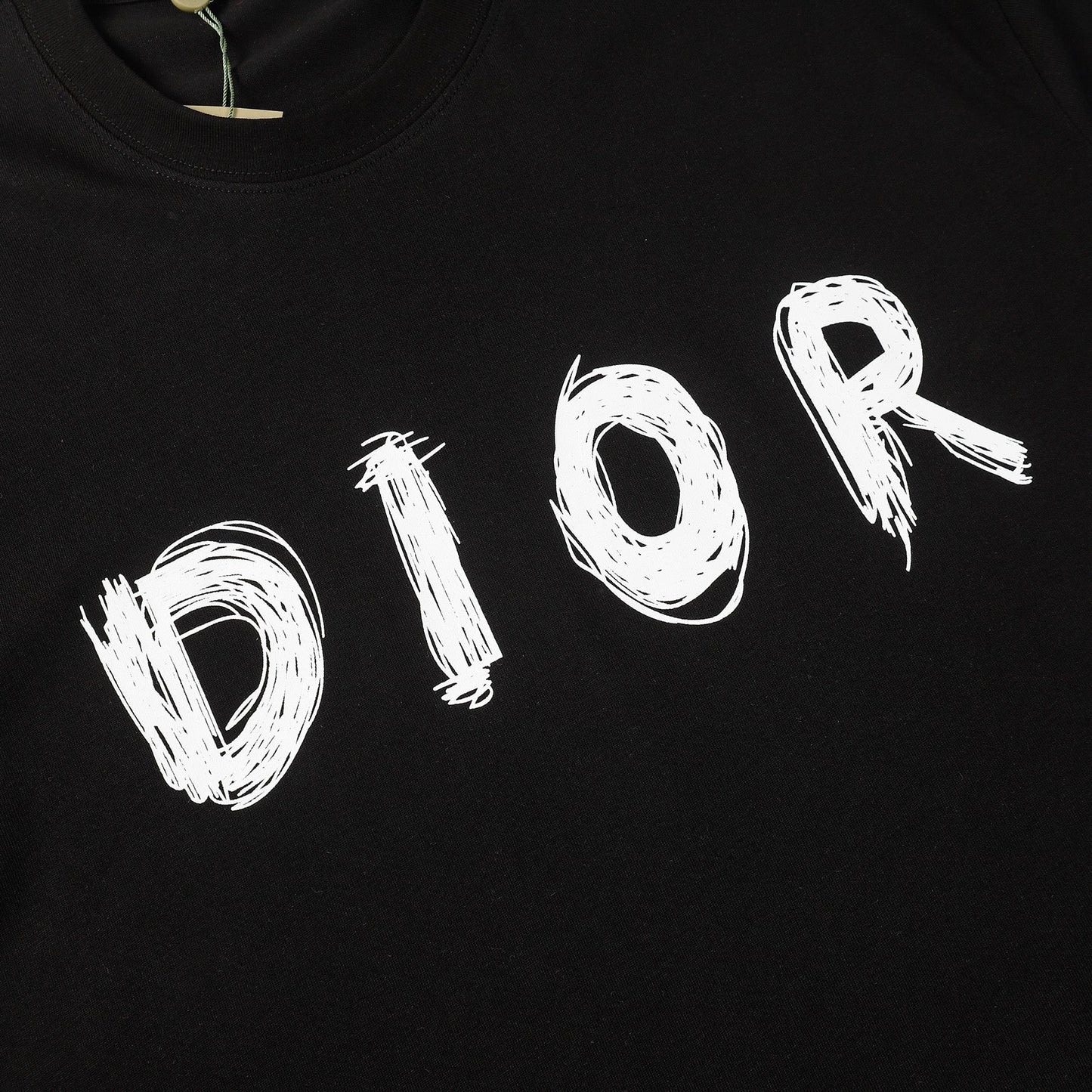 Einfaches bedrucktes T-Shirt