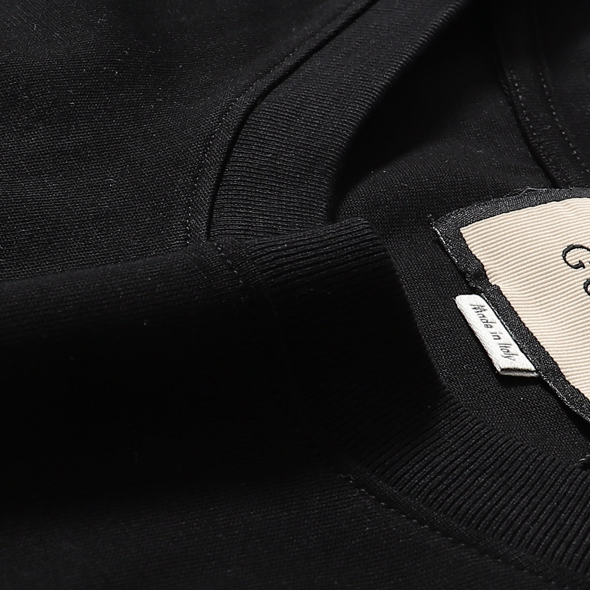 Kreatives bedrucktes T-Shirt