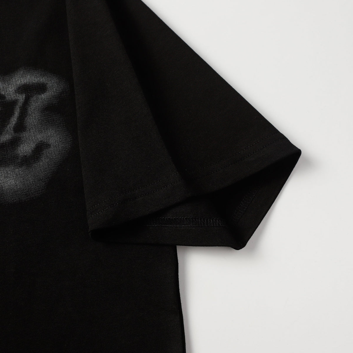 Leinen-gefärbtes bedrucktes T-Shirt