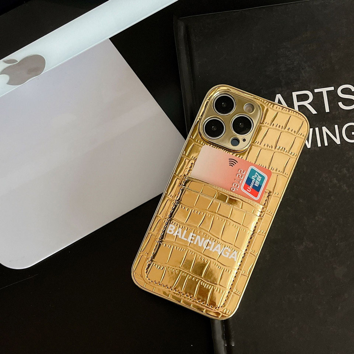 Luxuriöses Etui aus Lackleder