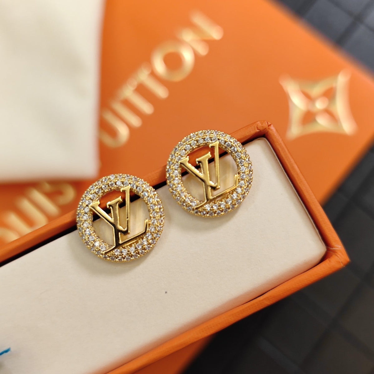 Luxuriöse Diamantohrringe