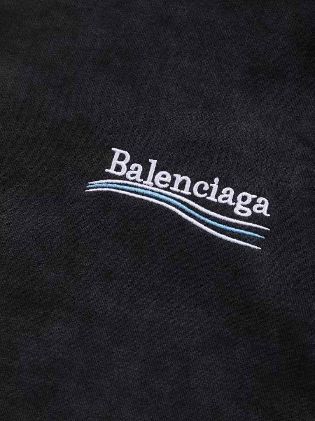Neues Farbschema für T-Shirts nach dem neuesten Modetrend