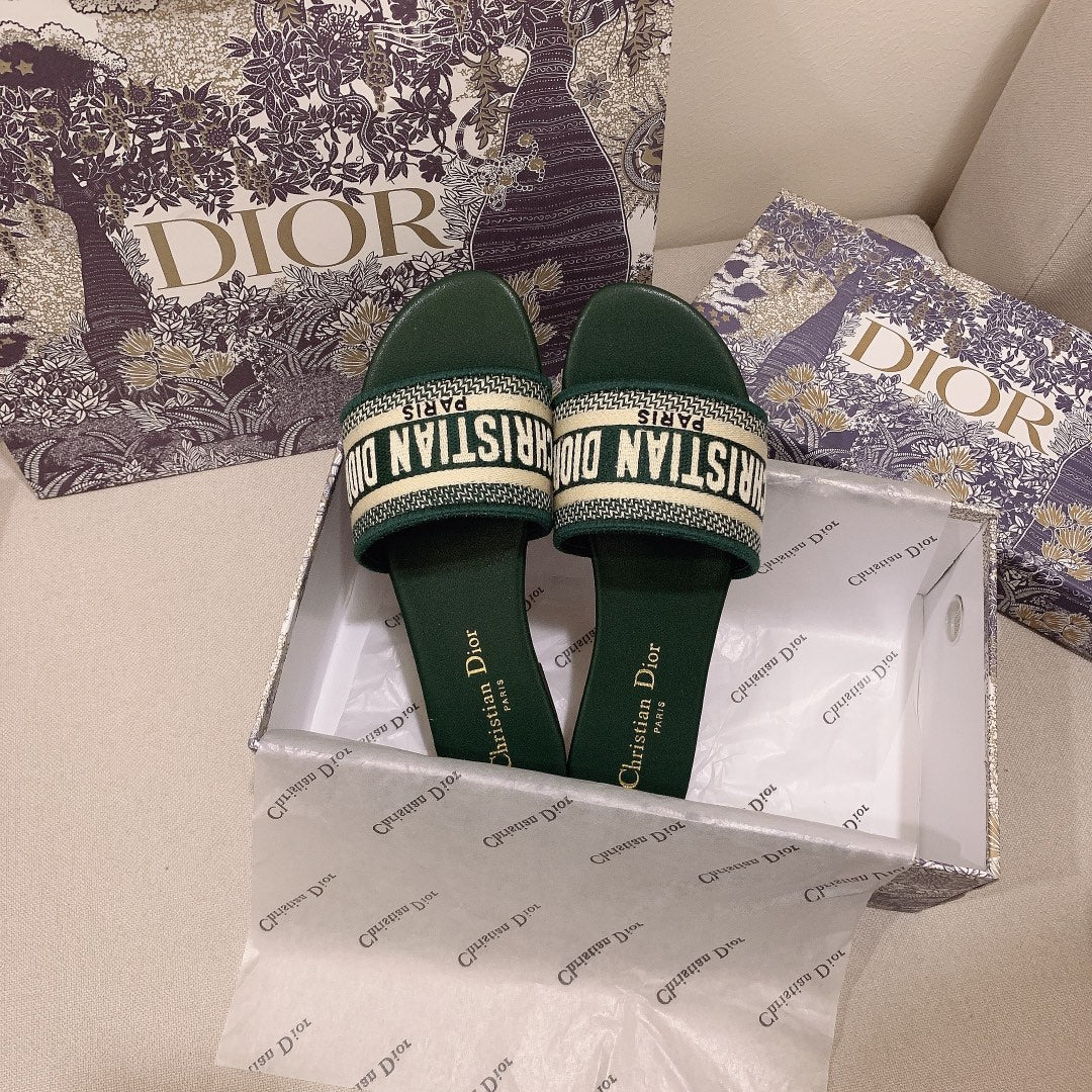 Classic Women's Solid Color Embroidery Slippers
