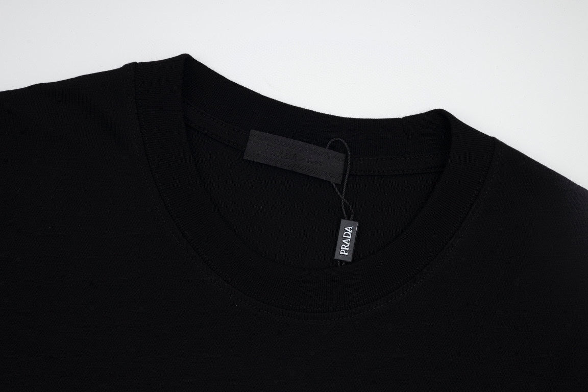 T-Shirt mit Dreiecksprint