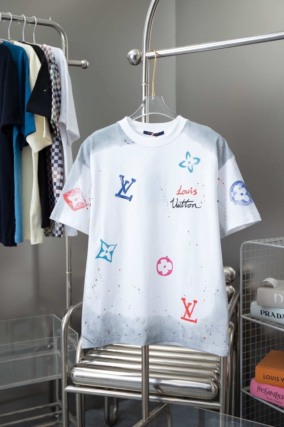 T-Shirt mit Farbverlaufsmuster