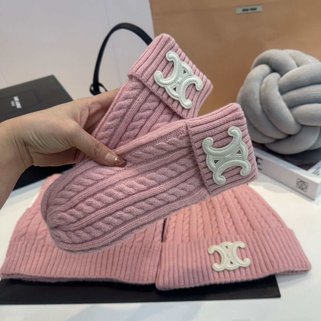 Wollschal-Handschuh-Mütze-Set