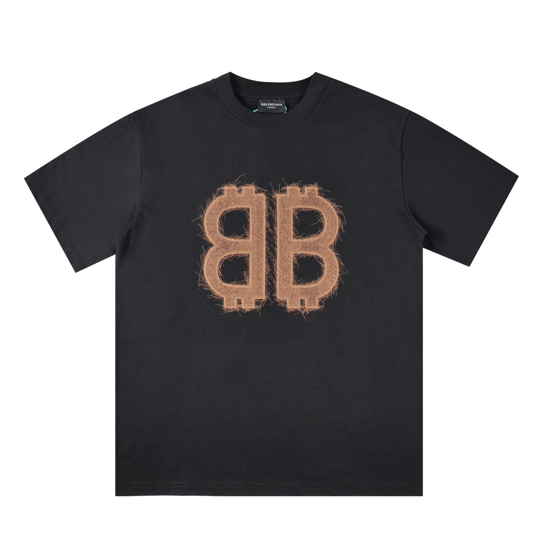Kreatives bedrucktes T-Shirt