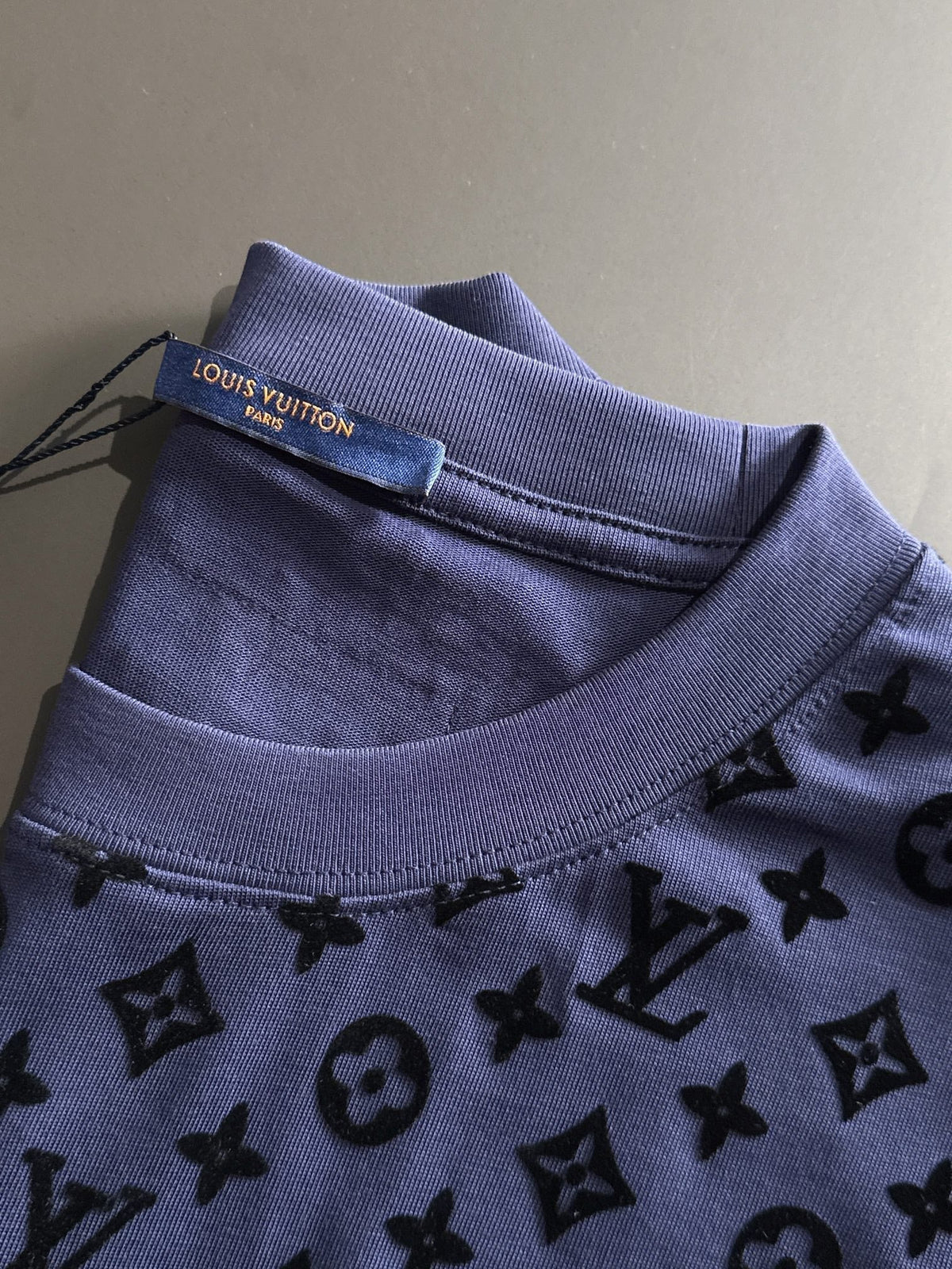 NEU 0403 T-Shirt