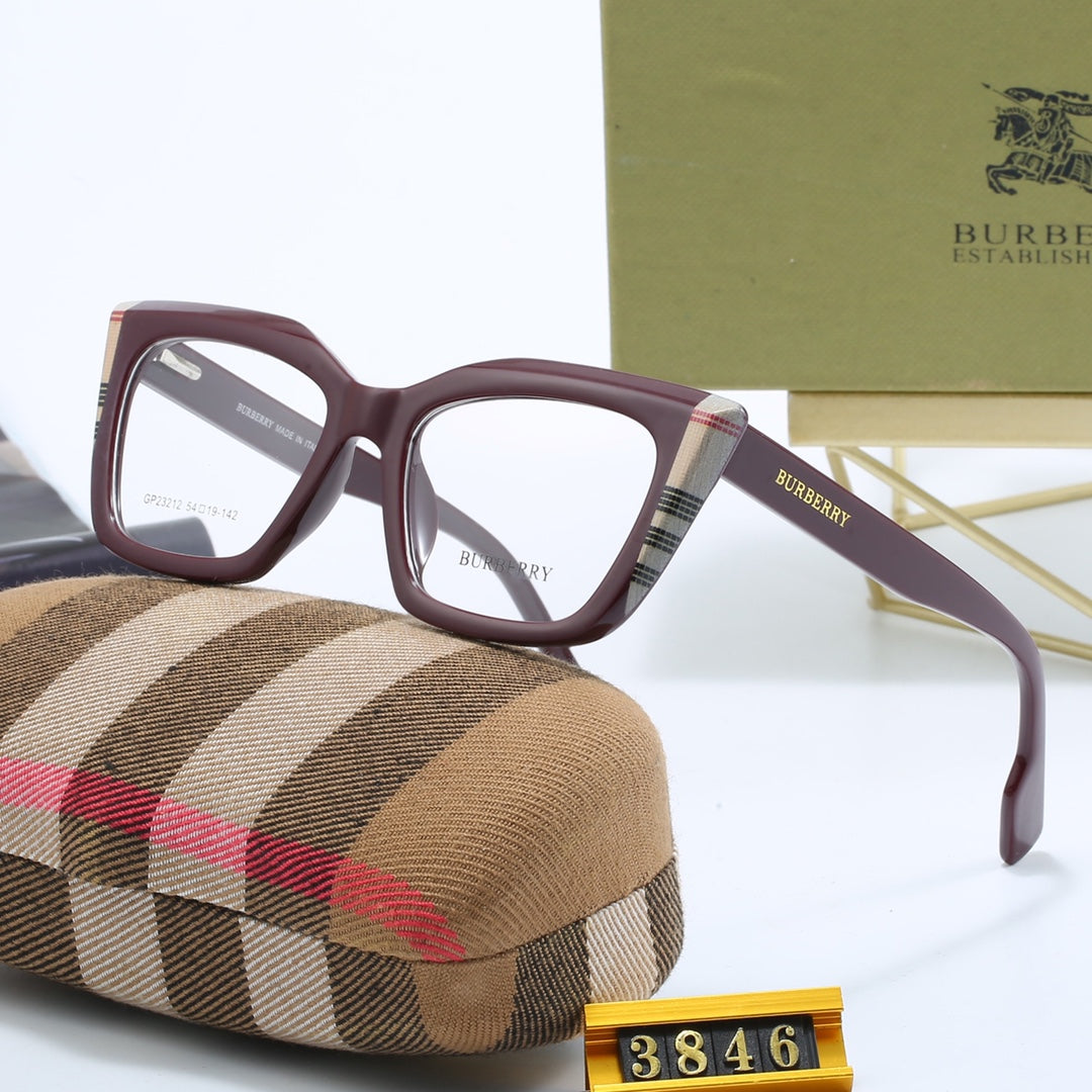 Modische Cateye-Lesebrille im Karodesign