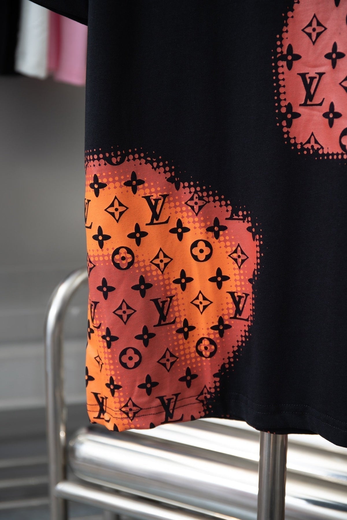 NEU 0401 T-Shirt