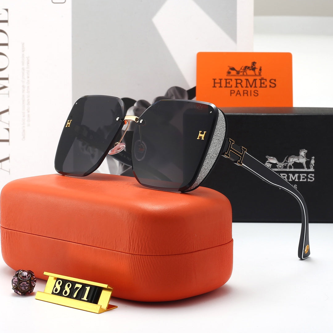Modische Sonnenbrille mit glitzerndem Diamantrahmen