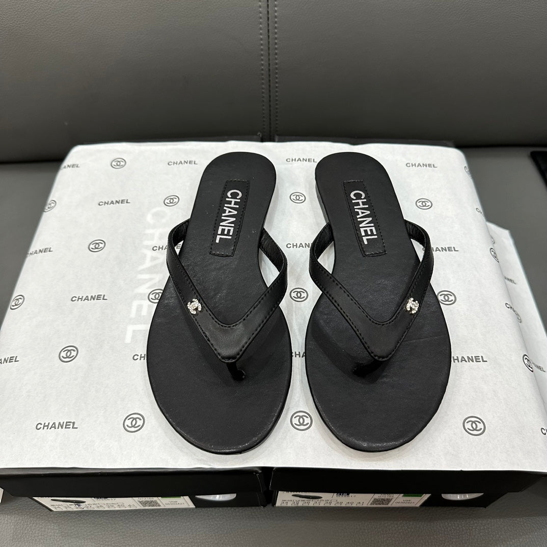 Flip Flops mit Strassstein-Logo