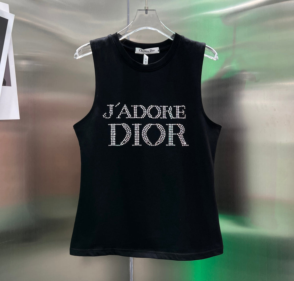 Ärmelloses Vintage-T-Shirt mit Hotfix-Diamanten im Second-Hand-Stil