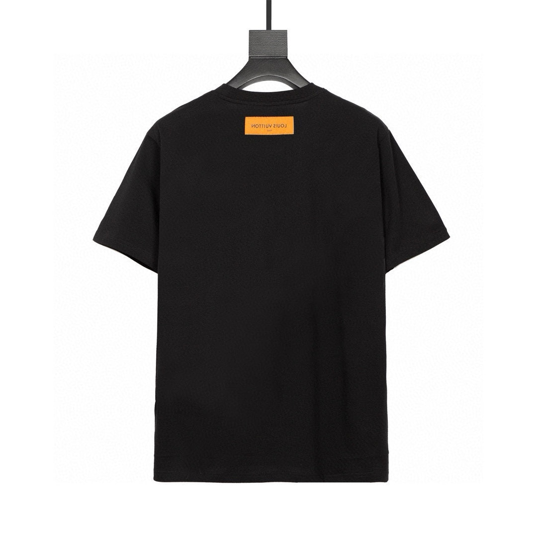 Buntes T-Shirt mit Buchstaben-Print