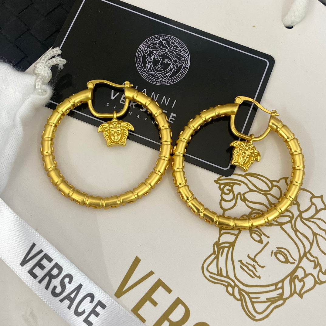 Hohle Medusa-Creolen