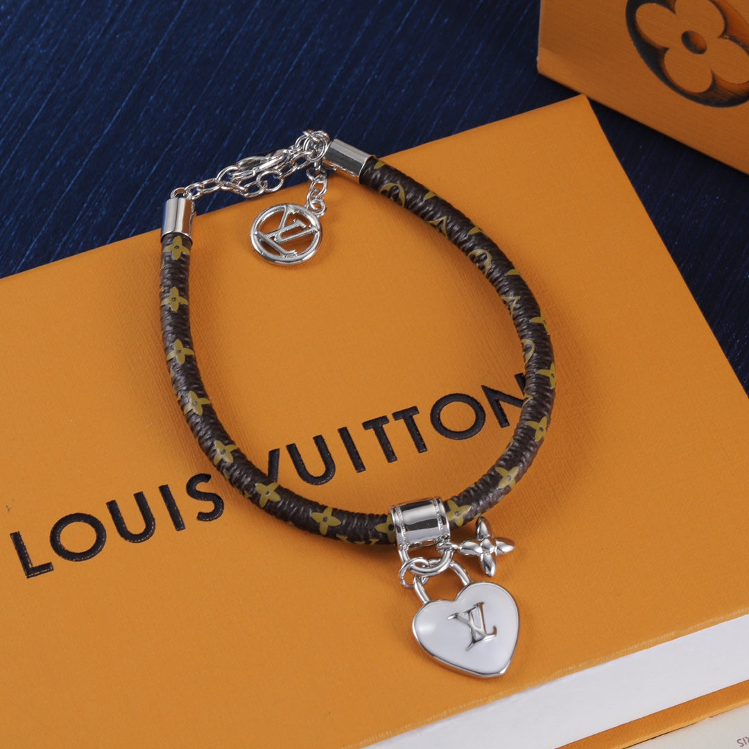 Herz-Vorhängeschloss-Lederarmband