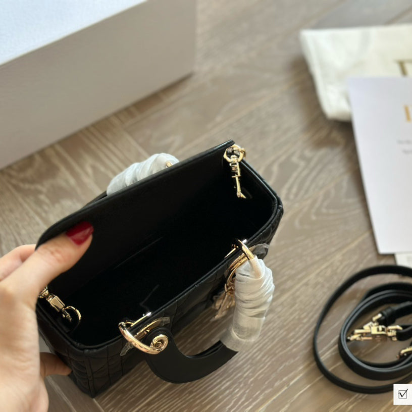 Schwarze D-Joy Lady Handtasche