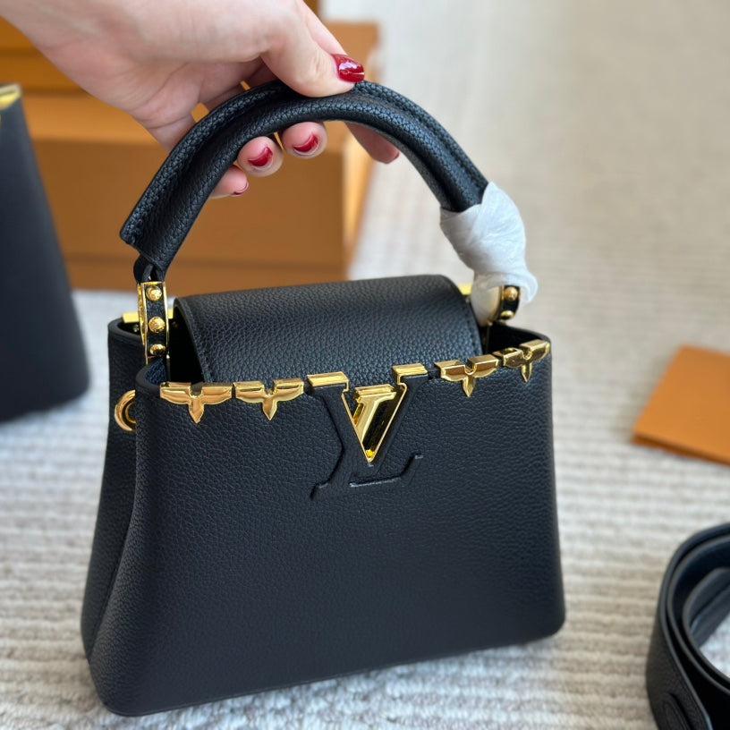 Black Capucines Metall-Monogram-Tasche