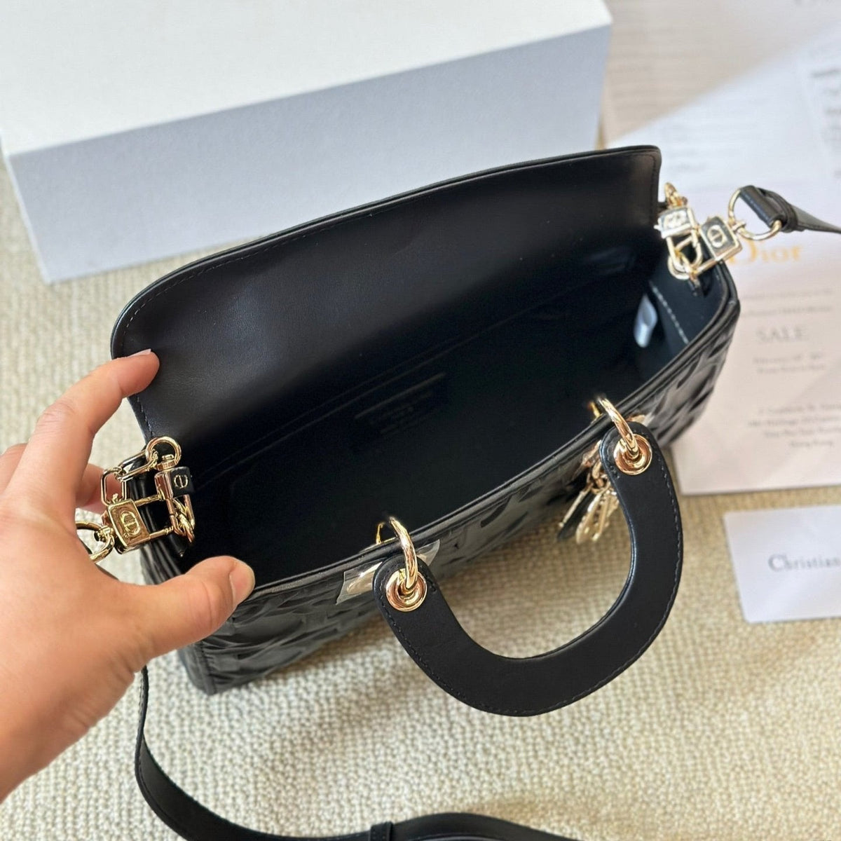 Black Latte Graphic Cannage Medium D-Joy Tasche